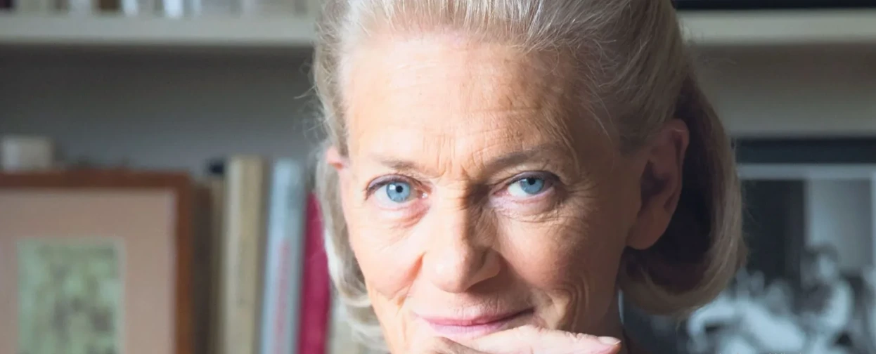 Elisabeth Badinter Fortune