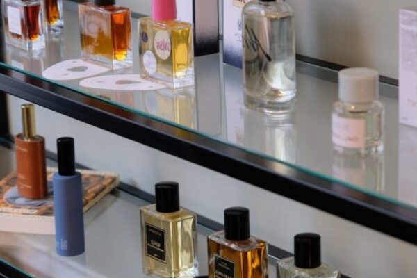 Les 5 Parfums Femme les plus Vendus en France – Classement 2025 des Parfums Femme Les 5 Parfums Femme les plus Vendus en France